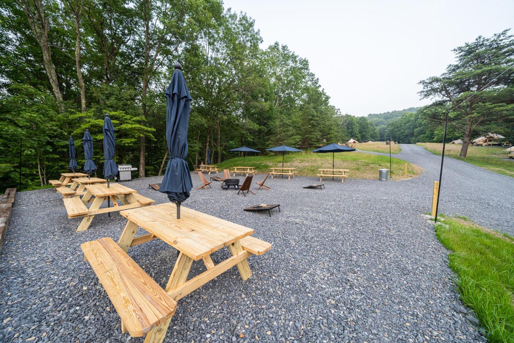 Firefly Ridge Luxury Retreat 호텔 Great Cacapon 외부 사진