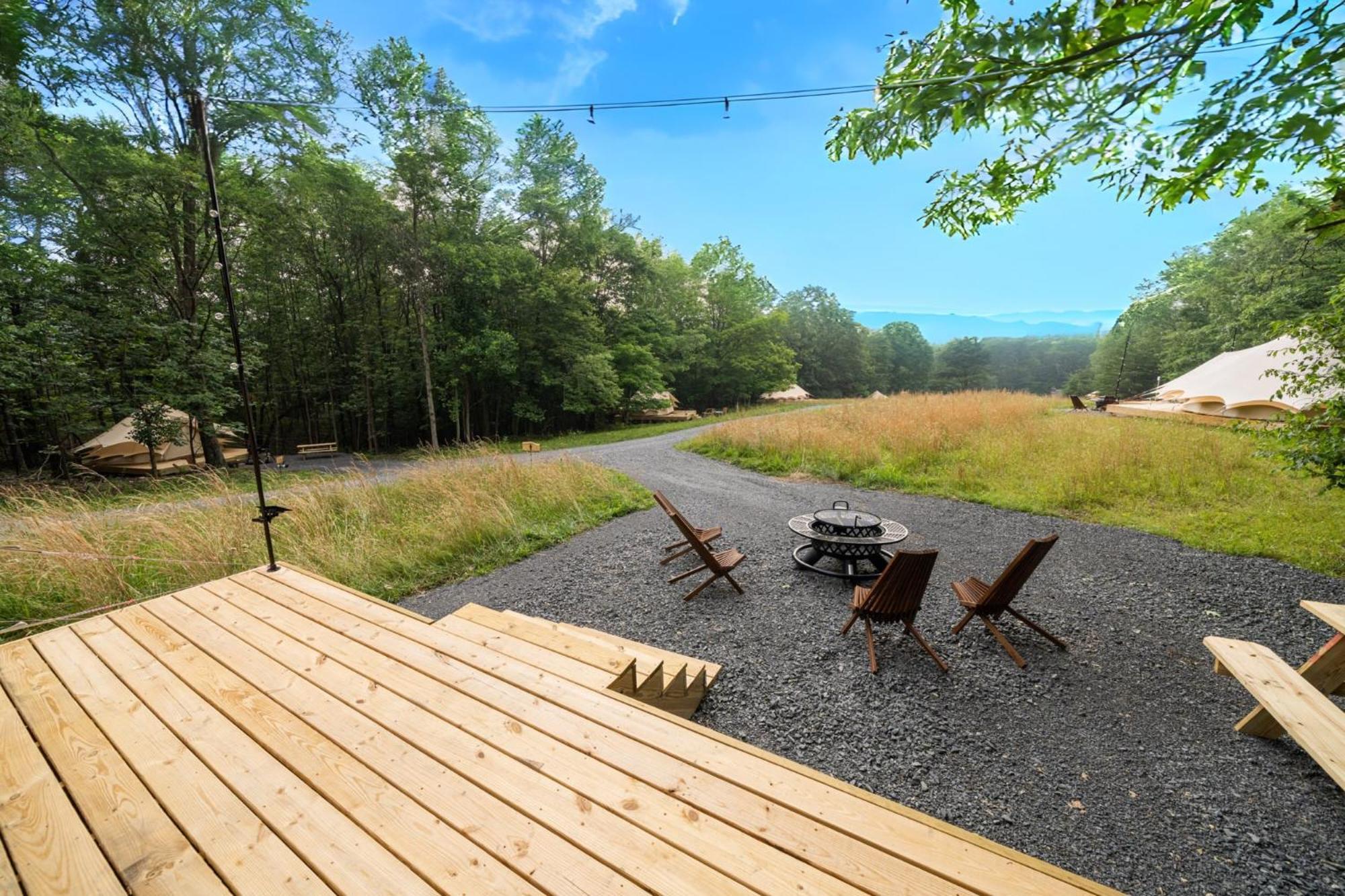 Firefly Ridge Luxury Retreat 호텔 Great Cacapon 외부 사진